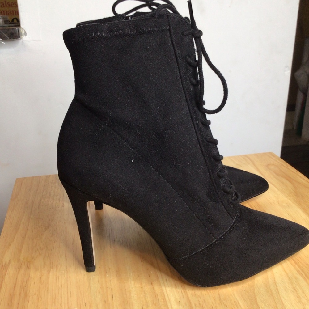 Call It Spring Women's Devilqueen Suede High Heels Ankle Boots - Picture 2 of 9